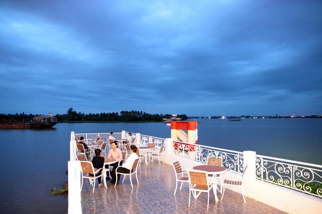Nesta Hotel Cần Thơ Kültér fotó