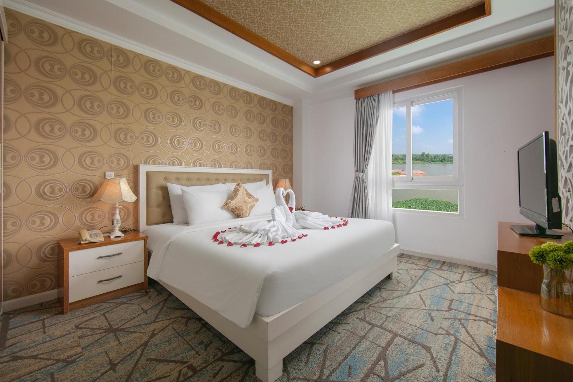 Nesta Hotel Cần Thơ Kültér fotó