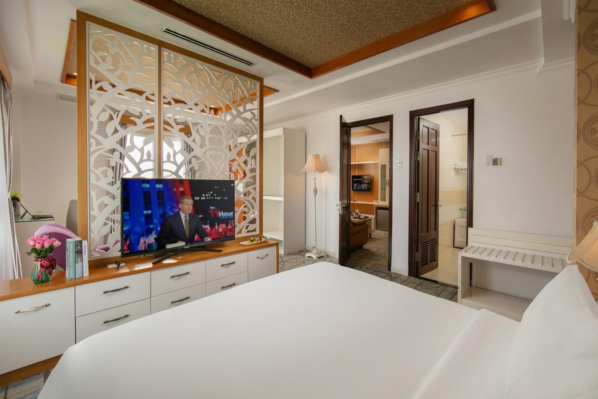 Nesta Hotel Cần Thơ Kültér fotó