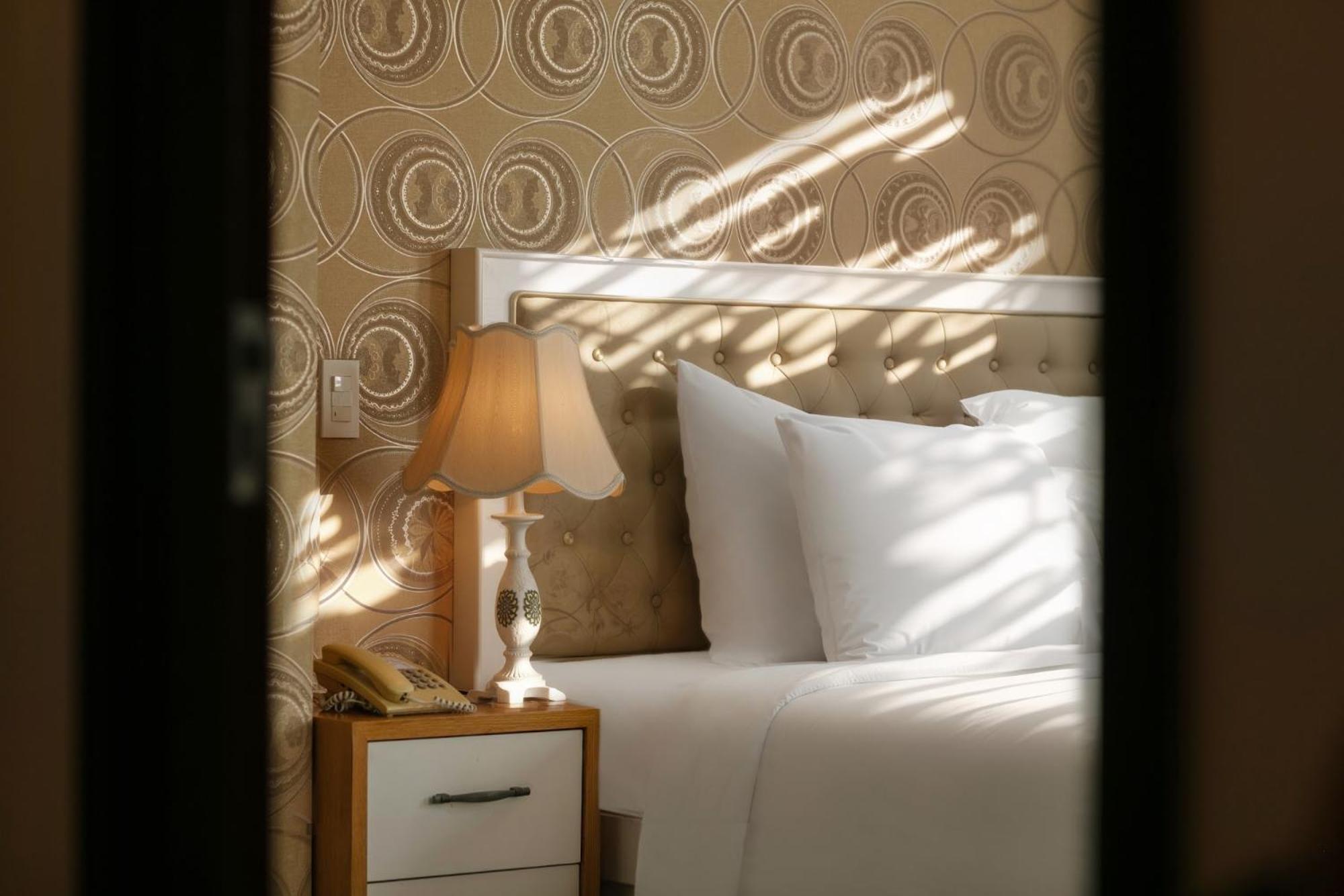 Nesta Hotel Cần Thơ Kültér fotó