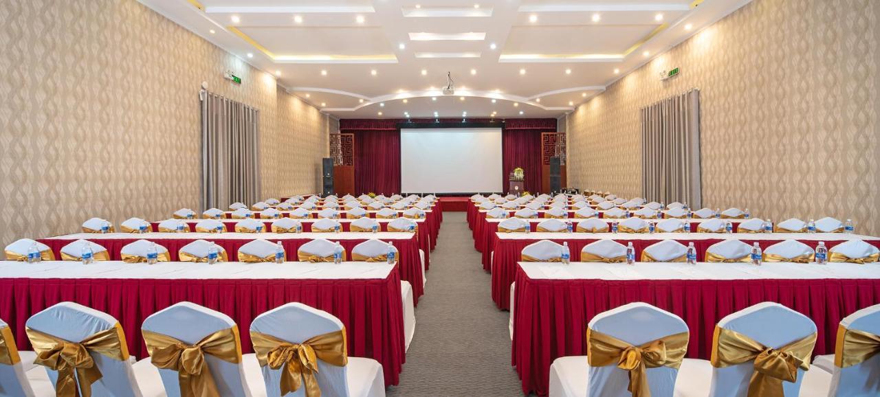 Nesta Hotel Cần Thơ Kültér fotó