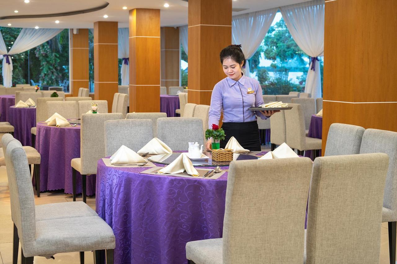 Nesta Hotel Cần Thơ Kültér fotó
