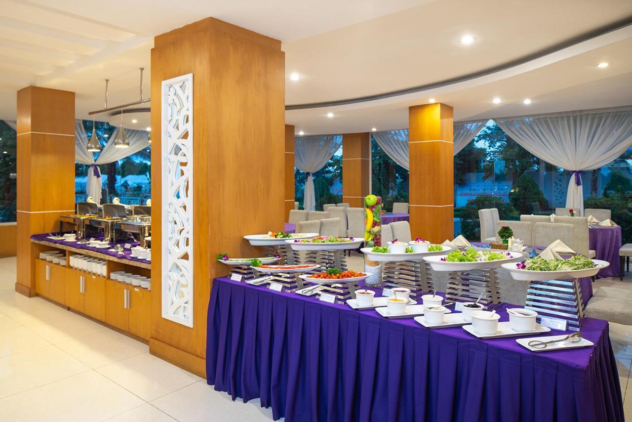 Nesta Hotel Cần Thơ Kültér fotó